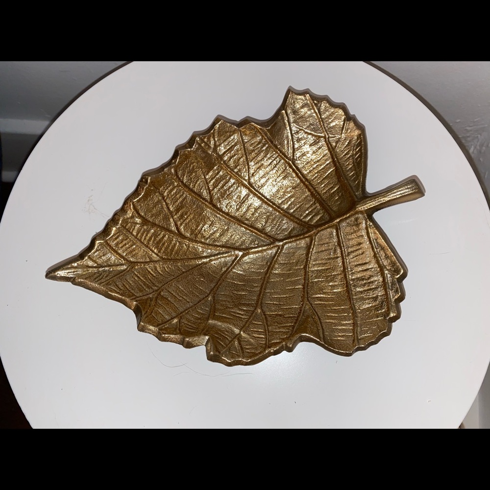 Gold leaf decor